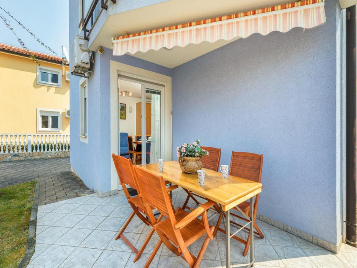 Apartment Dana Fažana Eksteriør bilde