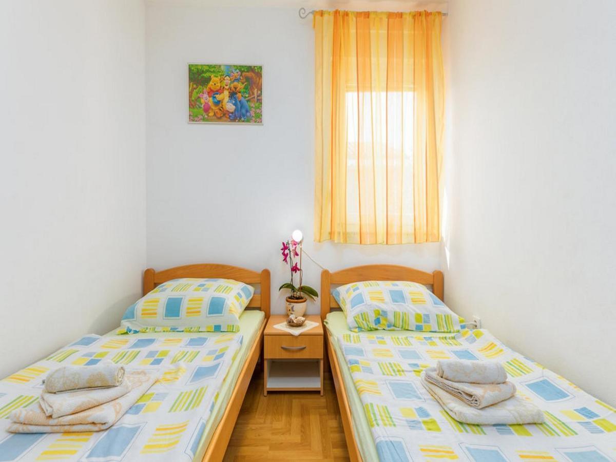 Apartment Dana Fažana Eksteriør bilde