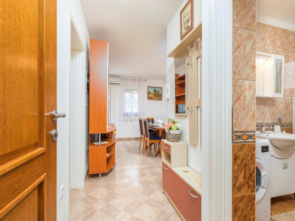 Apartment Dana Fažana Eksteriør bilde